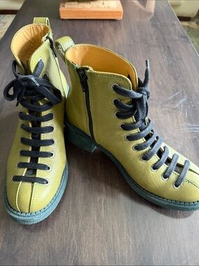 John Fluevog Olive Green Lace-Up Ankle Boots with Black Laces